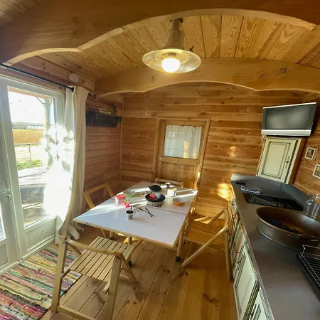 Kapslový hotel La Roulotte Du Verdon Quinson