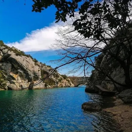 Kapslový hotel La Roulotte Du Verdon *