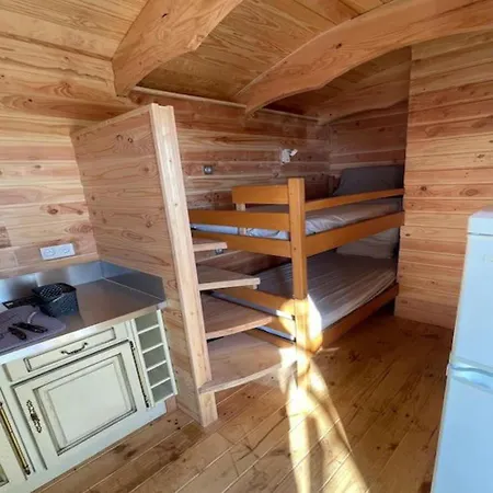 Kapslový hotel La Roulotte Du Verdon *