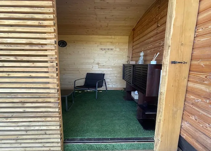 Capsule hotel La Roulotte Du Verdon *