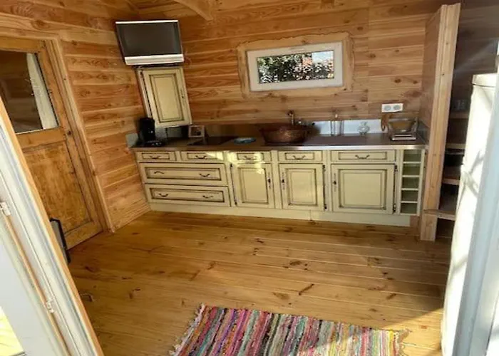 Capsule hotel La Roulotte Du Verdon Quinson