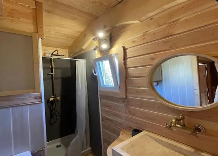 Capsule hotel La Roulotte Du Verdon